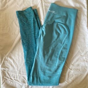 Alphalete Amplify Ombré Seamless Scrunch Legging